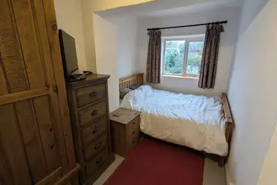 Image de 2-Bed cosy cottage in a quiet market town, south facing views