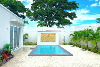 Image de The White House at Porters Place by Personal Villas - Modern Tropical Paradise