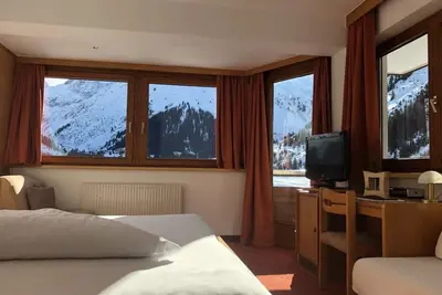 Image de Family room - half board - Piz-Hotel