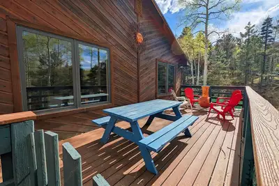 Image de Beautiful Mountain Getaway - Pet Friendly!