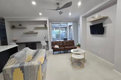 Image de Brand New Single story 5 X Bedrooms House (No Stairs)