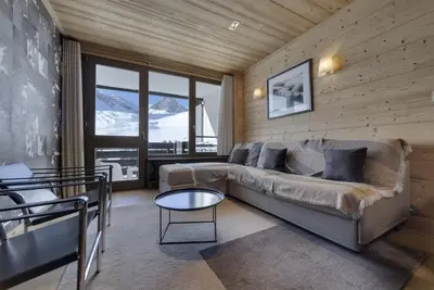 Image de 200m du centre station, 3ème étage, balcon, télévision, casier à ski, 40m², Tignes