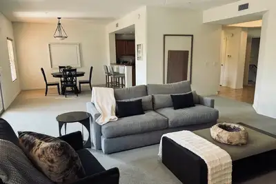 Image de Beautiful Grayhawk condo with pool, fitness room, WiFi in enchanting Scottsdale