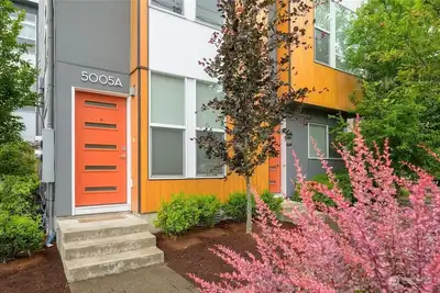 Image de Modern 3 Br Townhome minutes from Seattle Children's Hospital/Uw/ Husky Stadium