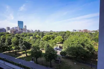 Image de Theperfect view  3-bedroom condo in Boston finest area