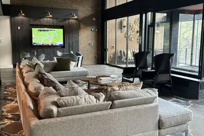 Image de Luxury Apt 5 min to Trust Park 15 min to Downtown Atl