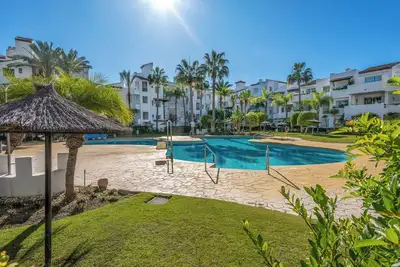 Image de Appartement 'Apartamento De Lujo A 30m Playa' avec vue sur la mer, Wi-Fi et climatisation