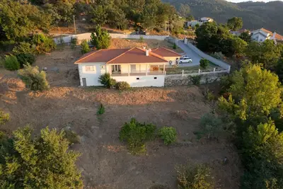 Image de Maison de vacances 'Sousa's House - Alojamento Local' avec vue montagne, terrasse privée et Wi-Fi