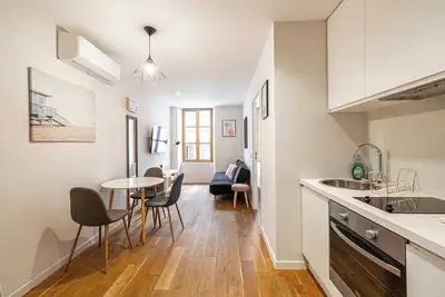 Image de Magnifique appartement 2 pièces rénové - 1br/3p