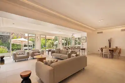 Image de Luxury 7 bedroom Villa with pool - Cannes