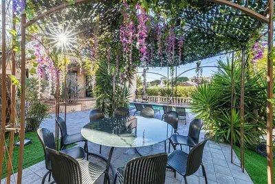 Image de Villa de luxe avec piscine chauffée 6ch\/12p - Cannes Juas