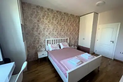 Image de Top location in the city center of Burgas - Charming 2-bedroom apartment  WiFi