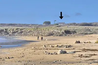 Image de 727- Superbe vue mer, grand confort, les pieds dans l'eau à St Tugen