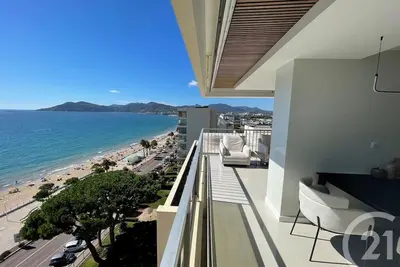 Image de Vue mer exceptionnelle « Luxe »