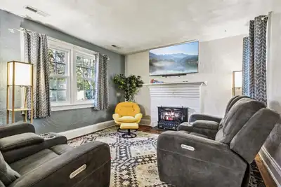 Image de Family and dog friendly home, 30+ day stays