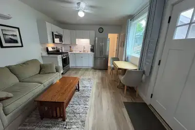 Image de Brand new build- 1-bedroom cottage on main channel with WiFi