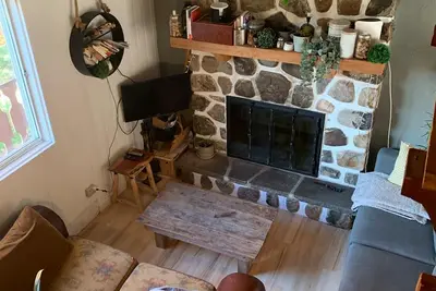 Image de Cocooning au calme sur la montagne avec foyer et spa.