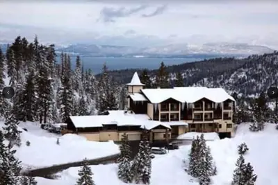 Image de Beautiful and Majestic South Lake Tahoe. Near Heavenly Valley Ski Resort!