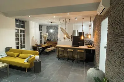 Image de Appartement 110 m2 quartier médiéval.
