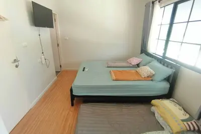 Image de 3-bedroom 3-bathroom townhome in the Suburbs of Bangkok with Club Pool&Gym