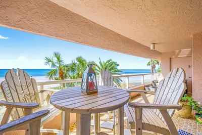 Image de Cbc 1-3e –Gulf & Intercoastal Views, pool, hot tub, gym, tennis, 4 Balconies!