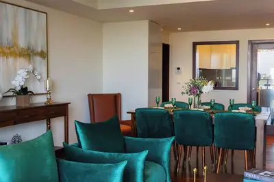 Image de Two-bedroom luxury Apartment in Cinnamon Life,