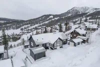 Image de Amazing ski in\/ski out Chalet in Åre - Övre Sadelvägen Ski Lodge