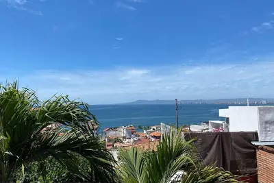 Image de Complete apartment in the city center, 5 min walk from the sea and the boardwalk.