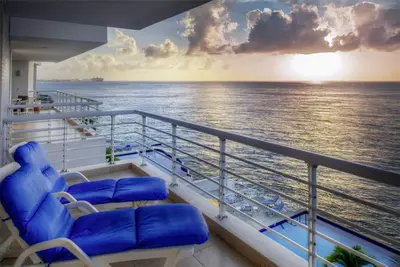 Image de Water front 3-bedroom condo in amazing Cozumel, mx. with highspeed internet, Ac.