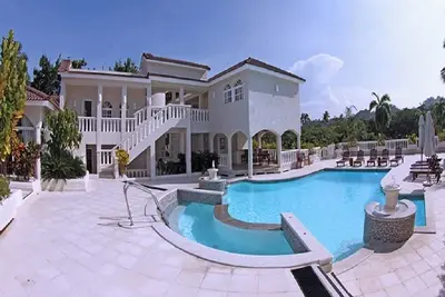 Image de Luxurious 3 to 7 Br Crown Villas @ Lifestyle Holidays in Puerto Plata Dr