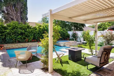 Image de 164 Colorful Happy Home - Pool & Spa