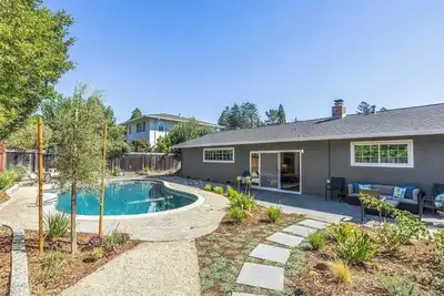 Image de Sunny, Peaceful 3 bedroom house with Pool in San Rafael