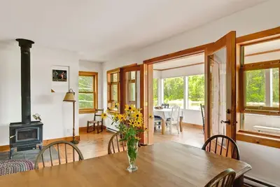 Image de Chalet Venezia : Ski (Mont-Tremblant) & Beach (Riviere Rouge) (Citq #295113)