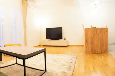 Image de Cozy 1-bedroom apartment in marvelous Podgorica with WiFi, Ac