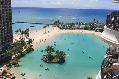 Image de Elevate Your Hawaiian Getaway at Lagoon Tower by Hilton  – 2 Bedroom Ocean View