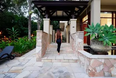 Image de Beachfront Luxurious 3 bedroom Villa Palm Cove.