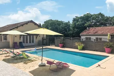 Image de Gorgeous home in Savignac-sur-Leyze