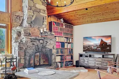 Image de Cozy remote retreat near Tatlayoko Lake for nature lovers. Pet-Friendly!