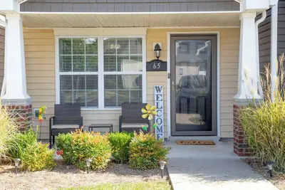 Image de Charming 2-bedroom townhome with WiFi and Ac in lovely Clarksville
