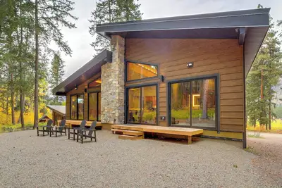 Image de Luxe Valley Home w\/ Sauna & Hot Tub Near Mazama