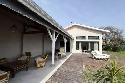 Image de 096 - Séjournez dans le charme de Soulac/mer : maison cosy avec jardin