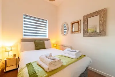 Image de Belle maison de vacances privée avec Wifi, Tv, patio, vue panoramique et parking