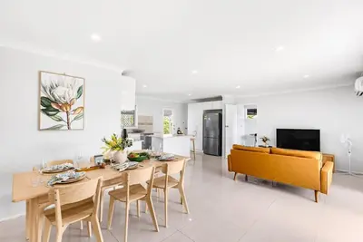 Image de Central Sunnybank 4 Bedrooms Home, Family Friendly