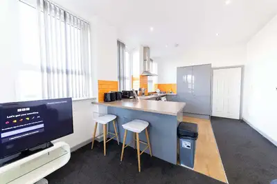 Central Blackburn Contemporary 1 Bedroom Apartment
