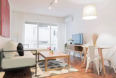 Image de Fliphaus + Rodriguez Peña 1700 - 2 Bd in Classic Recoleta