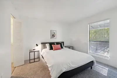 Image de Northcliffe 407 I Fully Furnished 2 Bedroom 2 Ba
