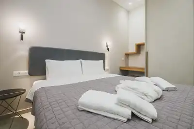 Image de Peris #2 - Central Apt near Old Town, Ac, Washer