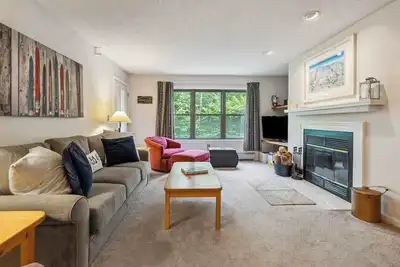 Image de Mountain Escape 3 Br Condo at Okemo w/ Fireplace