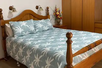 Image de Enjoy breathtaking sea views as well as the convenient location of Kingscote.