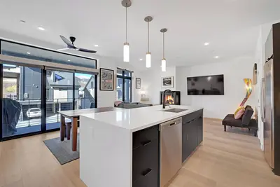 Image de Cozy Winter Retreat-Access to Hot Tub!